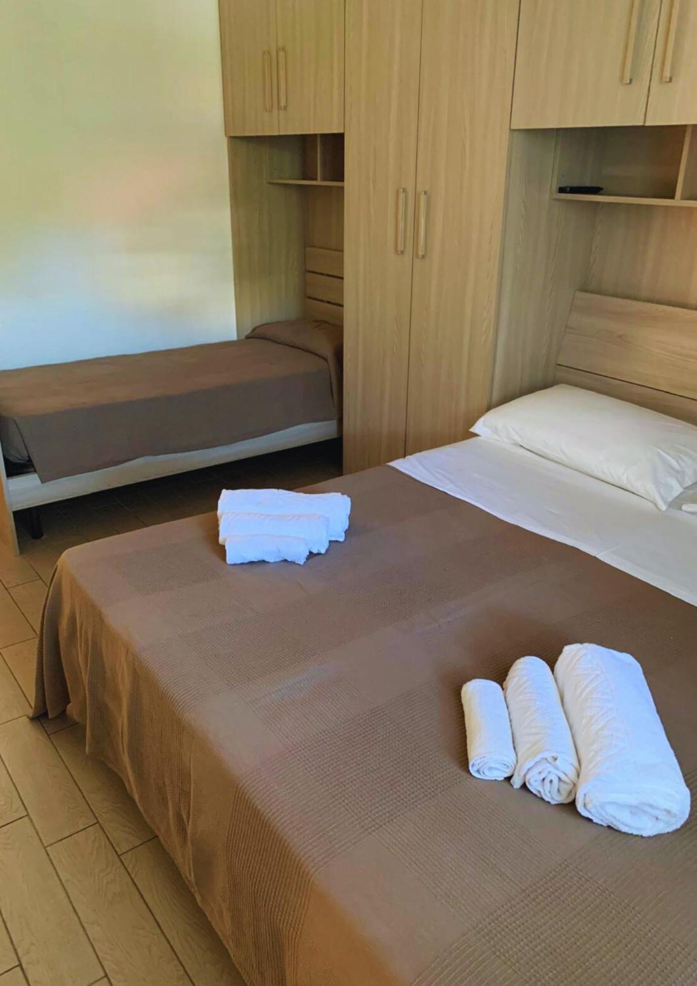 Bellaria Beach Apartments Buitenkant foto